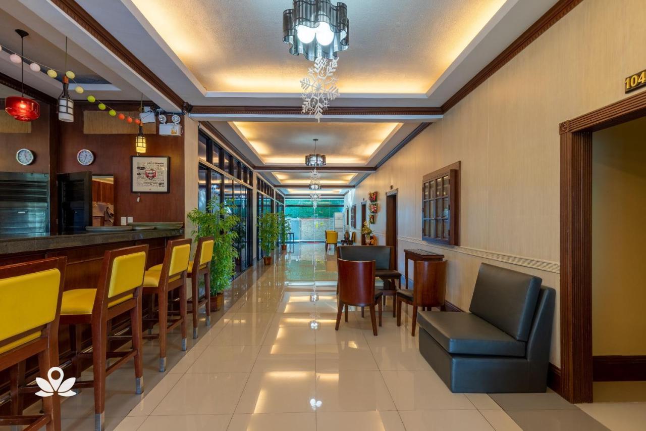 Zen Rooms Rosario Resort Batangas Buitenkant foto